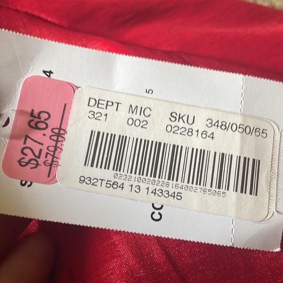 Red dress - Picture 2 of 2